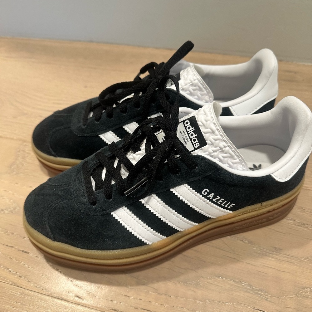 Adidas gazelle bold